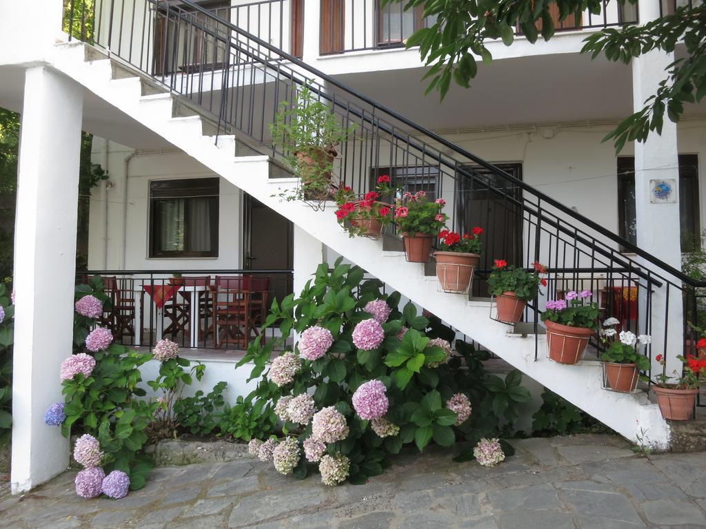 Panagiotis Apostoloudias Rooms Therma  Exterior photo